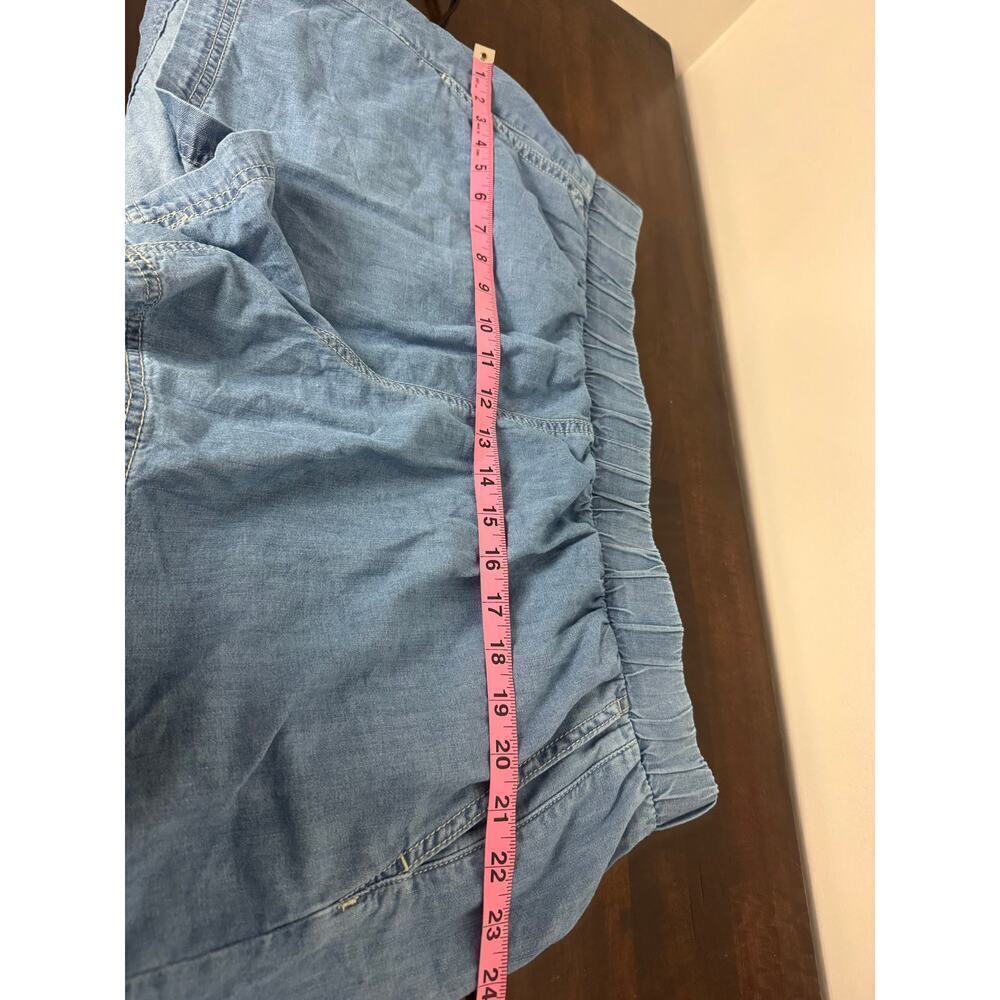 Torrid Pull On Light Weight Denim, High-Rise Short, Light Wash, 1X (14/16) NWT - Picture 10 of 13